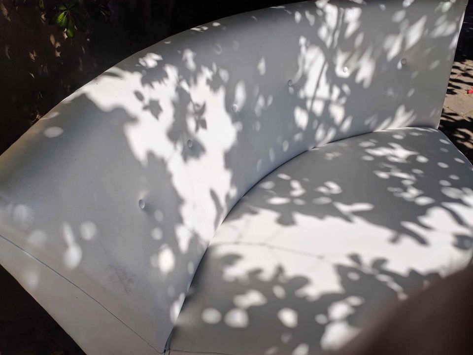 Sofa de canto em curva