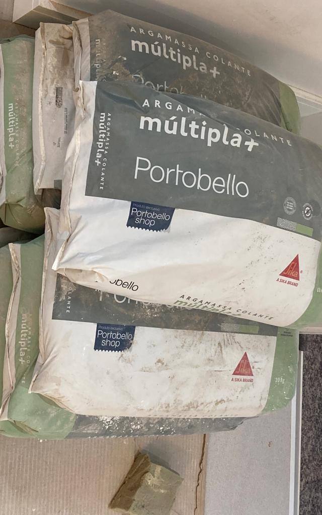 Argamassa Multipla + Porto belo 20 kg Lote Fechado