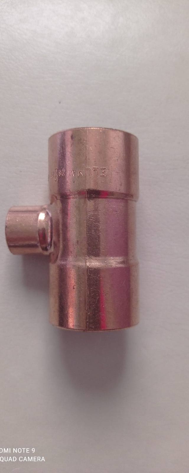Tê de cobre 28x15x28 mm, Eluma